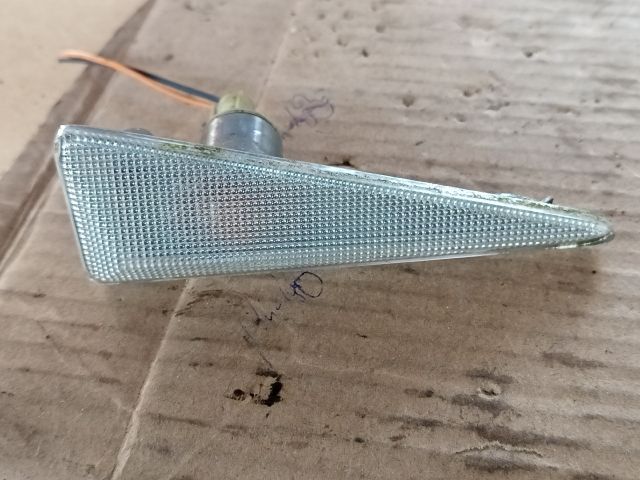 bontott RENAULT SCÉNIC II Jobb első Sárvédő Irányjelző