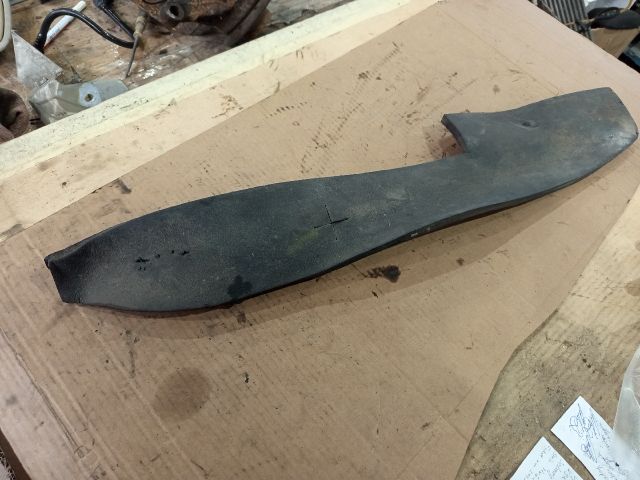 bontott RENAULT SCÉNIC II Jobb első Sárvédő Zajszigetelés