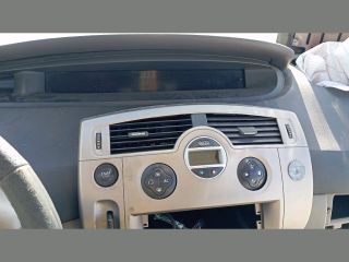 bontott RENAULT SCÉNIC II Jobb első Sárvédő