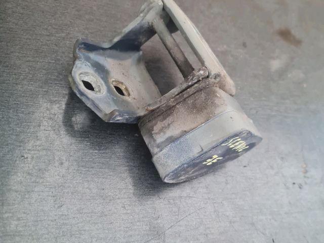 bontott RENAULT SCÉNIC II Jobb első Zsanér