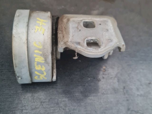 bontott RENAULT SCÉNIC II Jobb első Zsanér