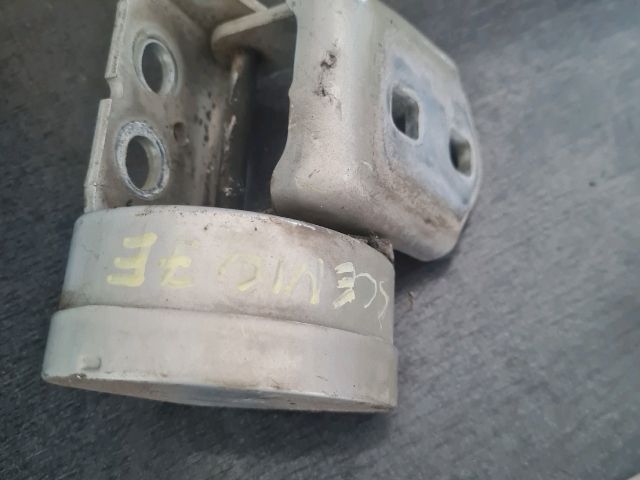 bontott RENAULT SCÉNIC II Jobb első Zsanér