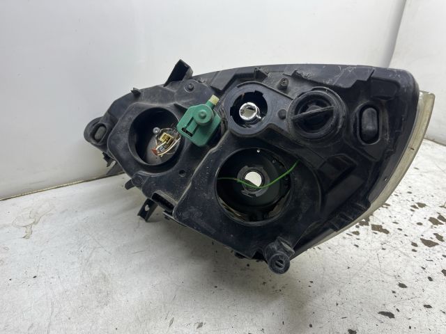 bontott RENAULT SCÉNIC II Jobb Fényszóró