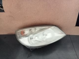 bontott RENAULT SCÉNIC II Jobb Fényszóró