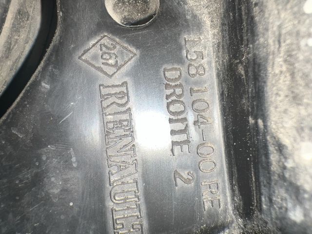 bontott RENAULT SCÉNIC II Jobb Fényszóró