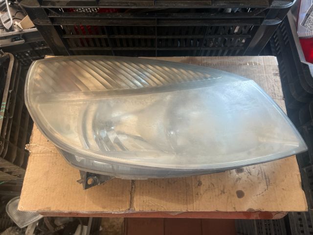 bontott RENAULT SCÉNIC II Jobb Fényszóró
