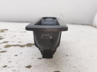 bontott RENAULT SCÉNIC II Jobb hátsó Ablakemelő Kapcsoló