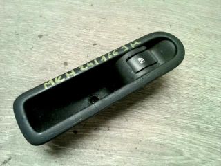 bontott RENAULT SCÉNIC II Jobb hátsó Ablakemelő Kapcsoló