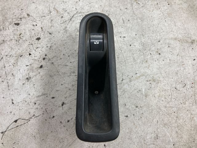 bontott RENAULT SCÉNIC II Jobb hátsó Ablakemelő Kapcsoló