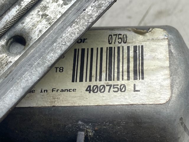 bontott RENAULT SCÉNIC II Jobb hátsó Ablakemelő Szerkezet (Elektromos)