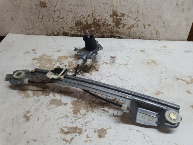 bontott RENAULT SCÉNIC II Jobb hátsó Ablakemelő Szerkezet (Mechanikus)