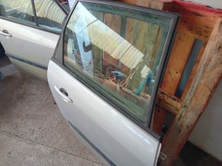 bontott RENAULT SCÉNIC II Jobb hátsó Ajtó (Részeivel)