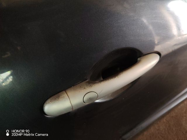 bontott RENAULT SCÉNIC II Jobb hátsó Ajtó (Részeivel)