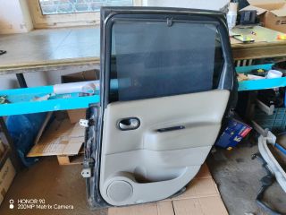 bontott RENAULT SCÉNIC II Jobb hátsó Ajtó (Részeivel)