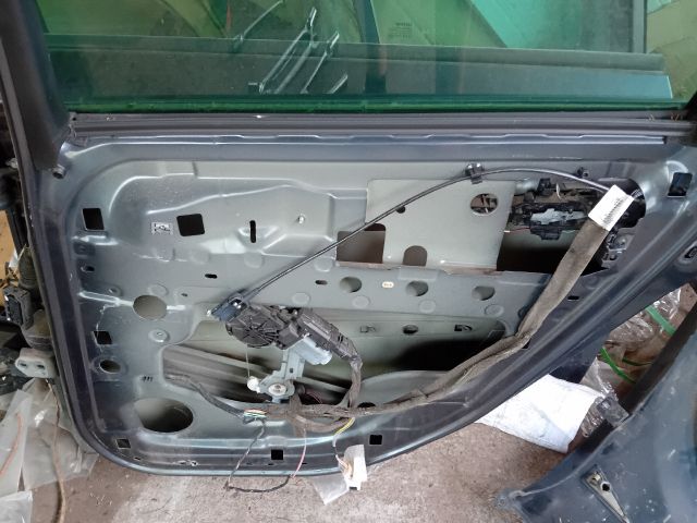 bontott RENAULT SCÉNIC II Jobb hátsó Ajtó (Részeivel)