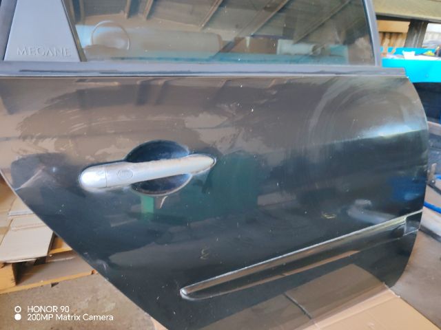 bontott RENAULT SCÉNIC II Jobb hátsó Ajtó (Részeivel)