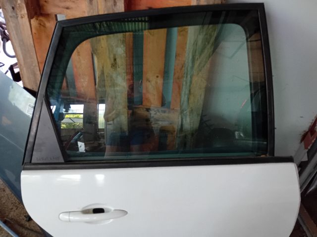 bontott RENAULT SCÉNIC II Jobb hátsó Ajtó (Részeivel)