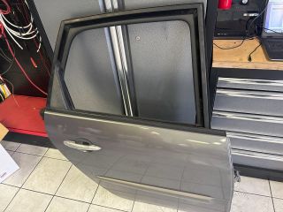 bontott RENAULT SCÉNIC II Jobb hátsó Ajtó (Üres lemez)