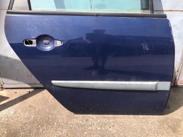 bontott RENAULT SCÉNIC II Jobb hátsó Ajtó (Üres lemez)