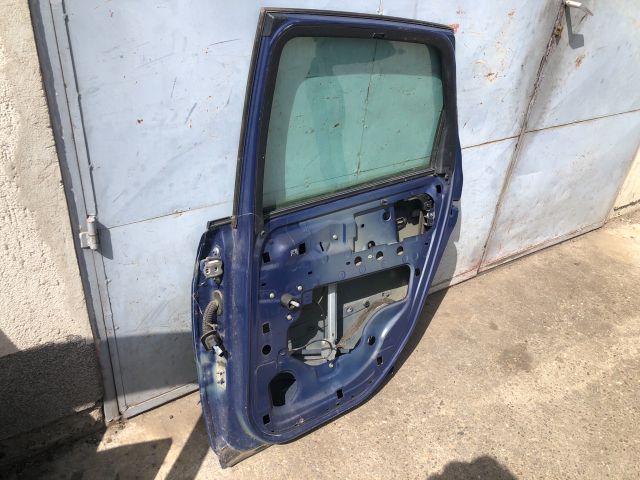 bontott RENAULT SCÉNIC II Jobb hátsó Ajtó (Üres lemez)