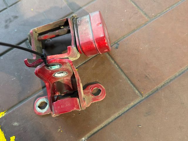 bontott RENAULT SCÉNIC II Jobb hátsó Ajtóhatároló