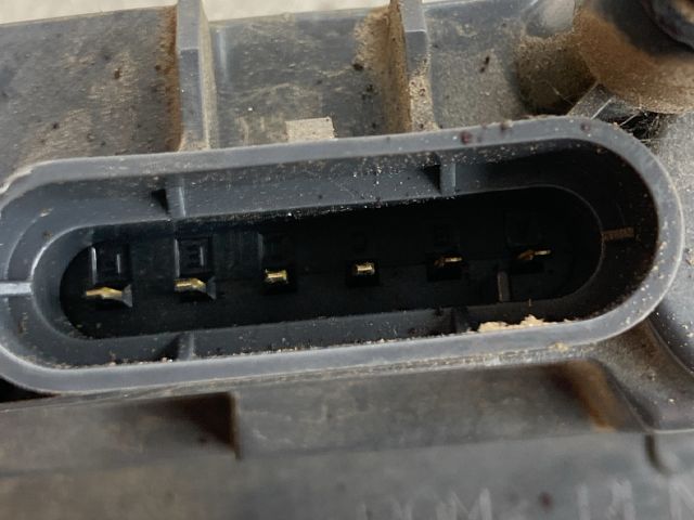 bontott RENAULT SCÉNIC II Jobb hátsó Ajtózár