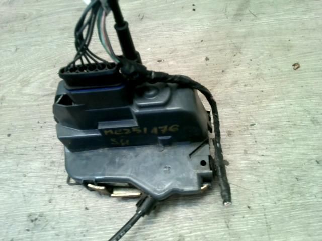 bontott RENAULT SCÉNIC II Jobb hátsó Ajtózár