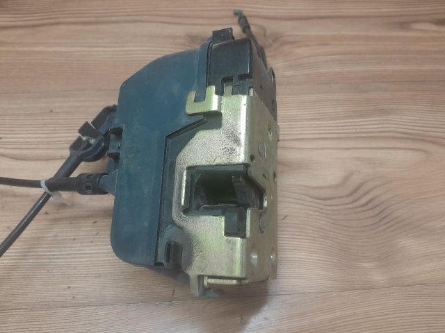 bontott RENAULT SCÉNIC II Jobb hátsó Ajtózár