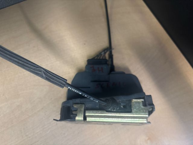 bontott RENAULT SCÉNIC II Jobb hátsó Ajtózár