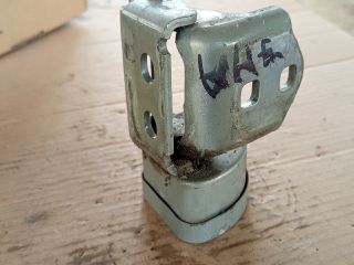 bontott RENAULT SCÉNIC II Jobb hátsó Alsó Zsanér