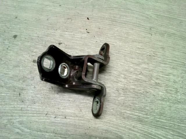 bontott RENAULT SCÉNIC II Jobb hátsó Felső Zsanér