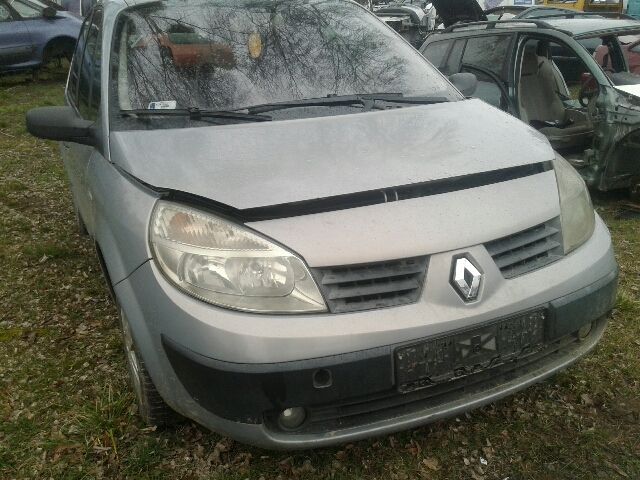 bontott RENAULT SCÉNIC II Jobb hátsó Gumikéder