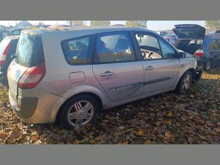 bontott RENAULT SCÉNIC II Jobb hátsó Gumikéder