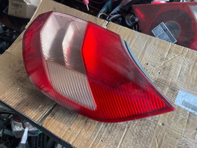 bontott RENAULT SCÉNIC II Jobb Hátsó Lámpa