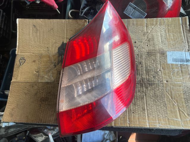 bontott RENAULT SCÉNIC II Jobb Hátsó Lámpa