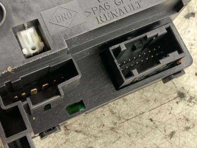 bontott RENAULT SCÉNIC II Jobb Kormánykapcsoló Ablaktörlő