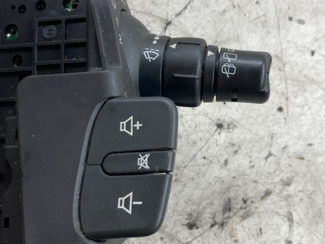 bontott RENAULT SCÉNIC II Jobb Kormánykapcsoló Ablaktörlő