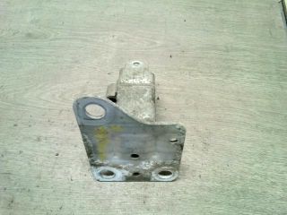 bontott RENAULT SCÉNIC II Jobb Lökhárító Tartó Nyúlványvég