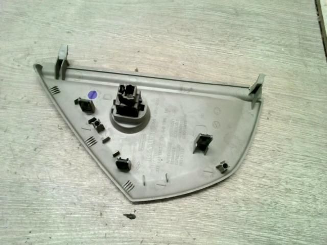 bontott RENAULT SCÉNIC II Jobb Műszerfal Oldalkárpit