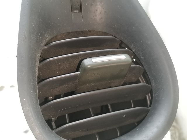 bontott RENAULT SCÉNIC II Jobb Szellőző