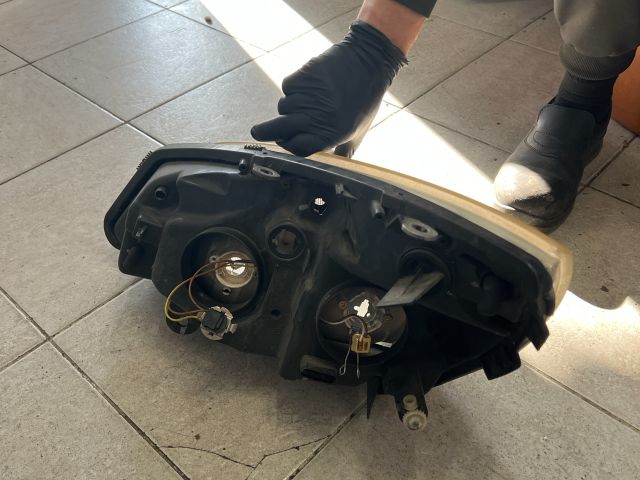 bontott RENAULT SCÉNIC II Jobb Xenon Fényszóró