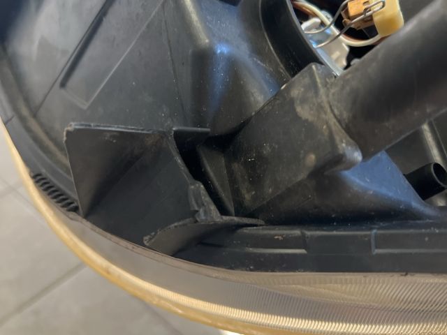 bontott RENAULT SCÉNIC II Jobb Xenon Fényszóró