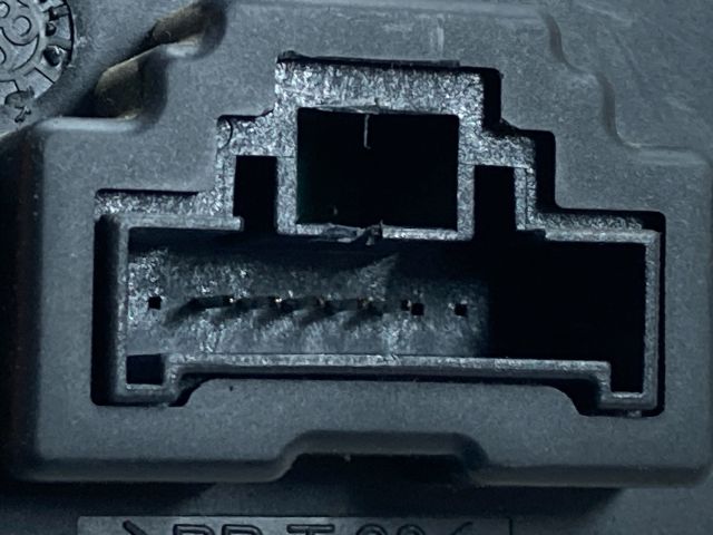 bontott RENAULT SCÉNIC II Kártyaolvasó