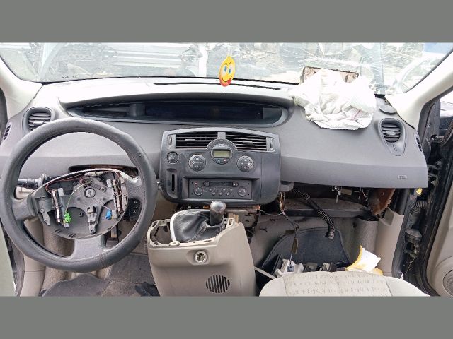 bontott RENAULT SCÉNIC II Kártyaolvasó