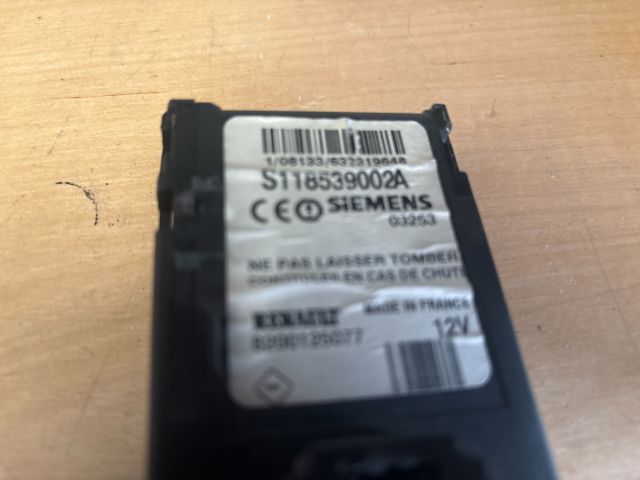 bontott RENAULT SCÉNIC II Kártyaolvasó