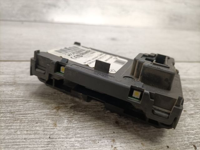 bontott RENAULT SCÉNIC II Kártyaolvasó