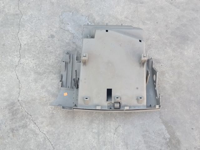 bontott RENAULT SCÉNIC II Kesztyűtartó