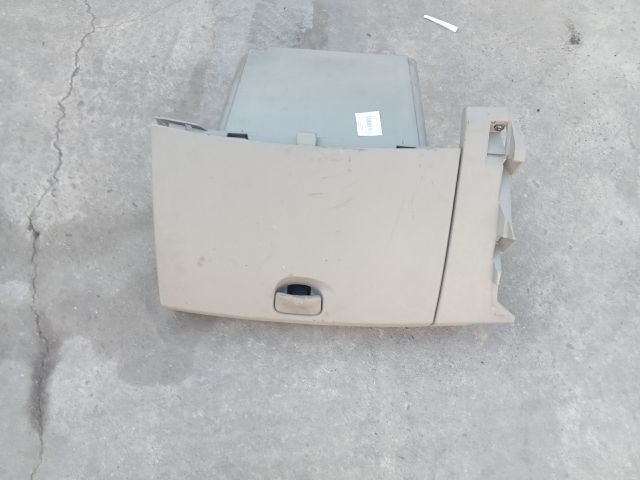 bontott RENAULT SCÉNIC II Kesztyűtartó