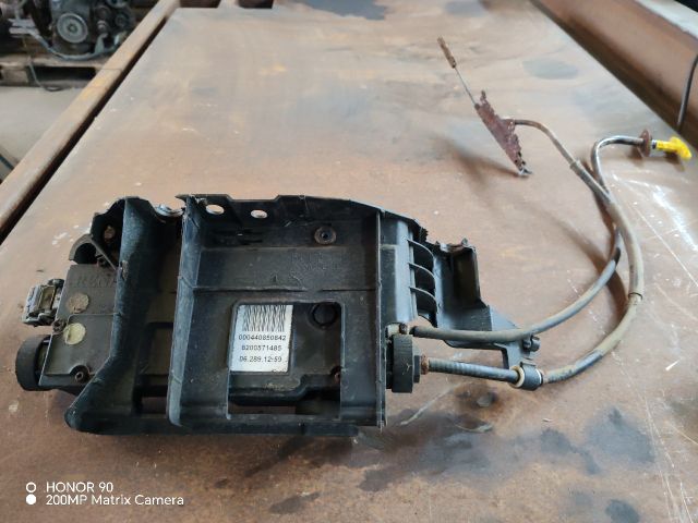 bontott RENAULT SCÉNIC II Kézifék Elektronika