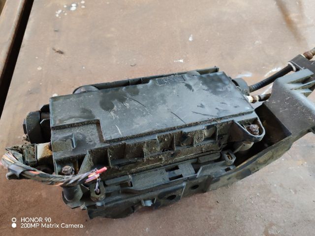 bontott RENAULT SCÉNIC II Kézifék Elektronika